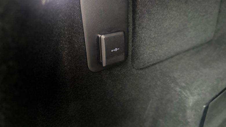 Land Rover Range Rover Evoque 2.0 D200 R-Dynamic HSE 5dr Auto Diesel Hatchback